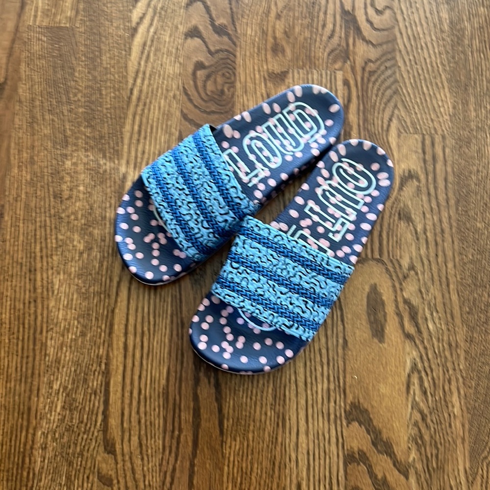 NWOT adidas pool slides